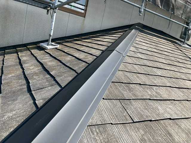 新しい棟板金の全景